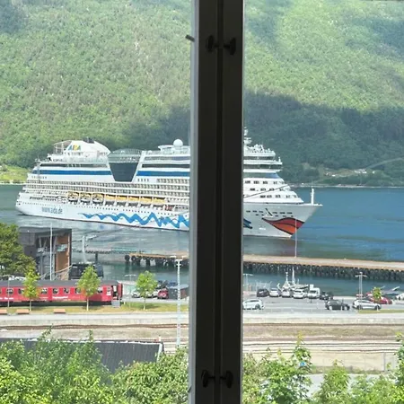 Apartman Utsikten Kongen Åndalsnes