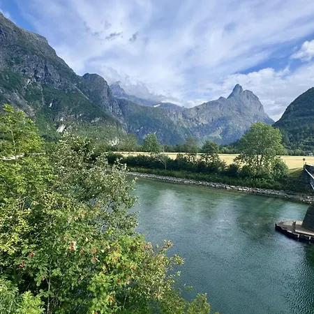 Utsikten Kongen Andalsnes