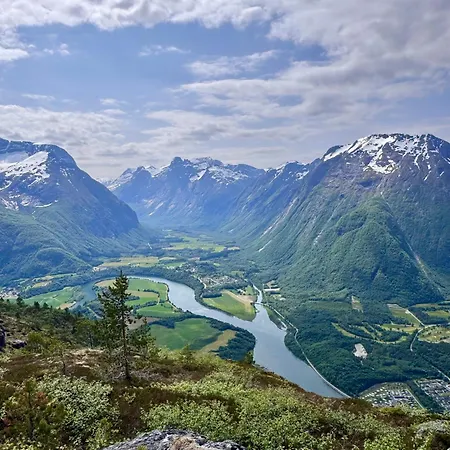 Utsikten Kongen 公寓 *