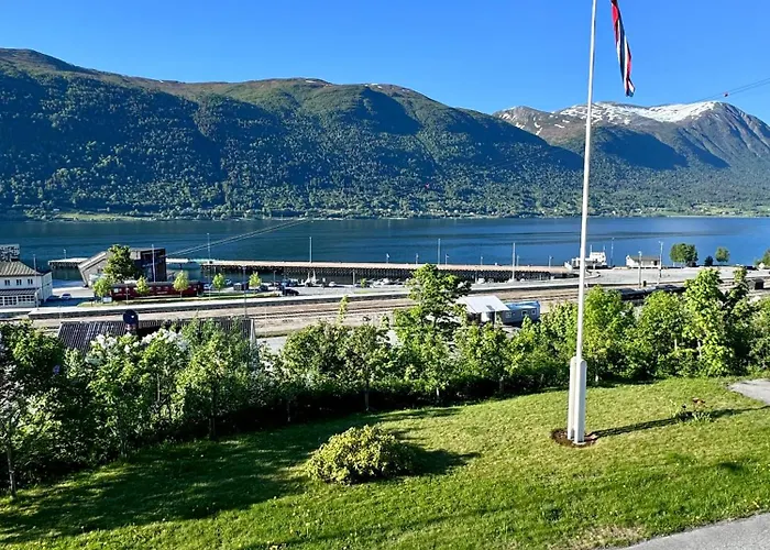 Utsikten Kongen * Åndalsnes